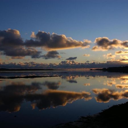 Llanw Malltraeth - Malltraeth Tides Llangadwaladr  Экстерьер фото