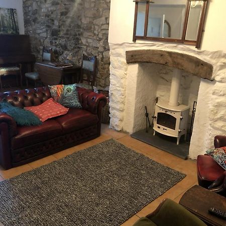 Llanw Malltraeth - Malltraeth Tides Llangadwaladr  Экстерьер фото