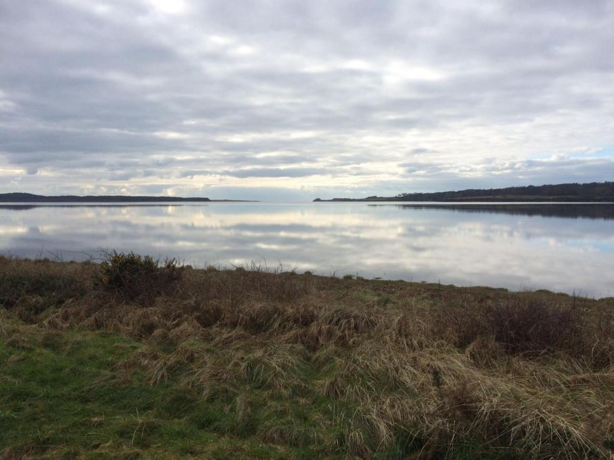 Llanw Malltraeth - Malltraeth Tides Llangadwaladr  Экстерьер фото