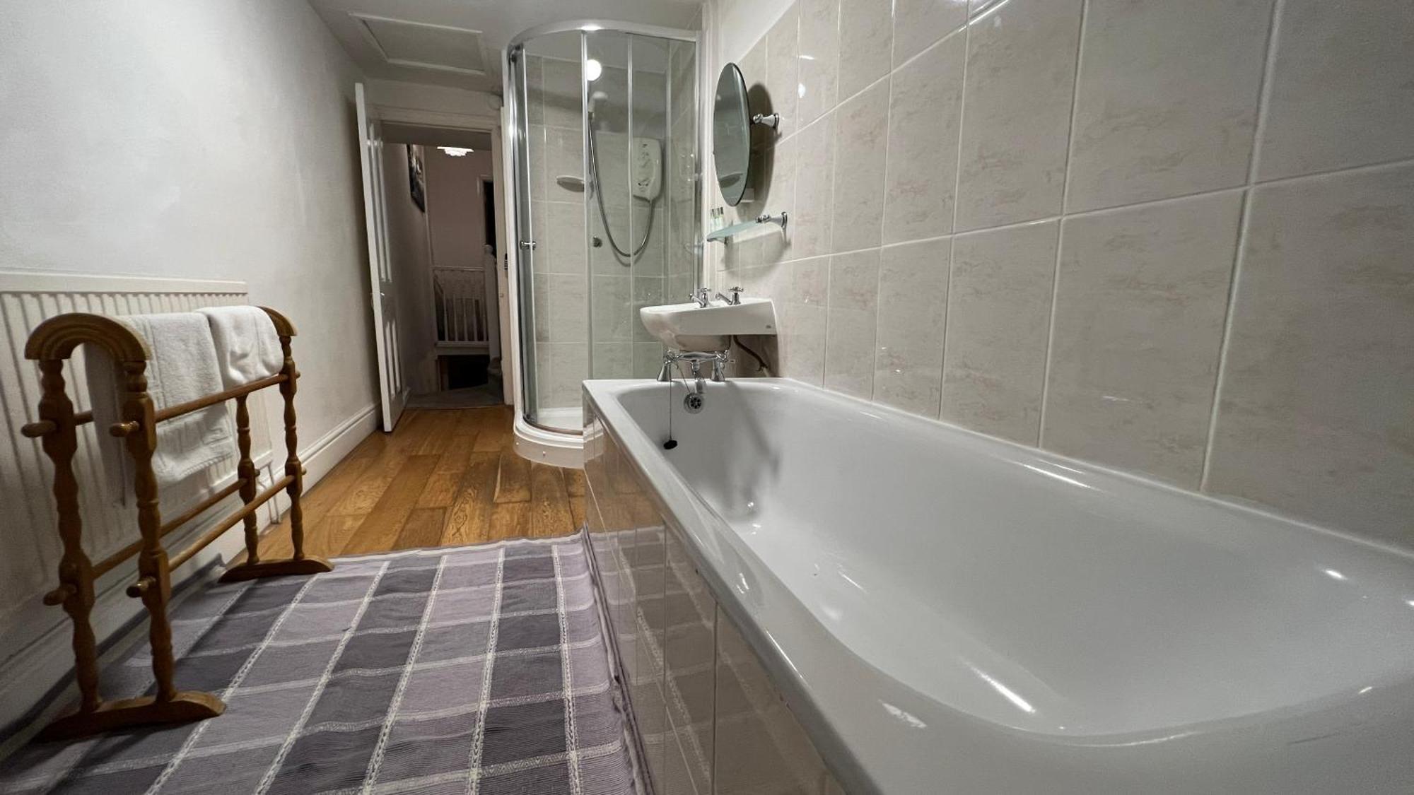 Llanw Malltraeth - Malltraeth Tides Llangadwaladr  Экстерьер фото